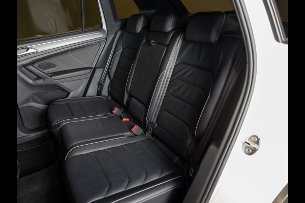 Volkswagen Tiguan 1.4 TSI eHybrid R-Line Business+ / 245pk / Trekhaak / Panorama dak / Leder /