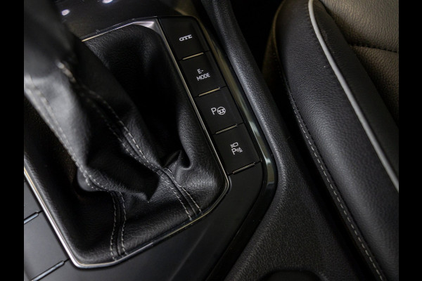 Volkswagen Tiguan 1.4 TSI eHybrid R-Line Business+ / 245pk / Trekhaak / Panorama dak / Leder /