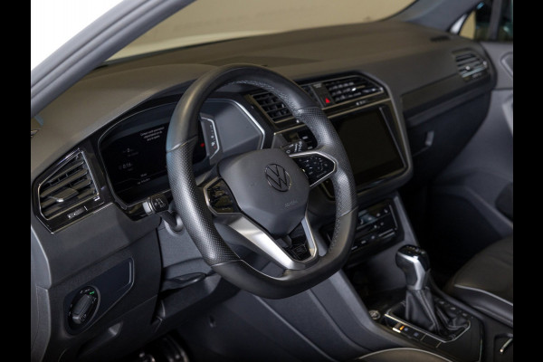 Volkswagen Tiguan 1.4 TSI eHybrid R-Line Business+ / 245pk / Trekhaak / Panorama dak / Leder /