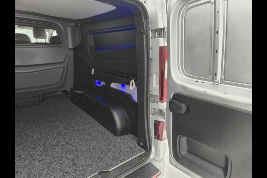 Opel Vivaro 1.6 CDTI L2H1 DC Sport EcoFlex airco, cruise, luxe, stoelverwarming, keyless, MARGE
