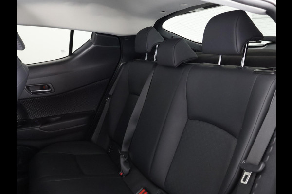 Toyota C-HR 1.8 HYBRIDE STYLE LUXERY NAVI LEDER GARANTIE 2032 PDC V+A. BLIND SPOT MONITOR. STOELVERWARMING