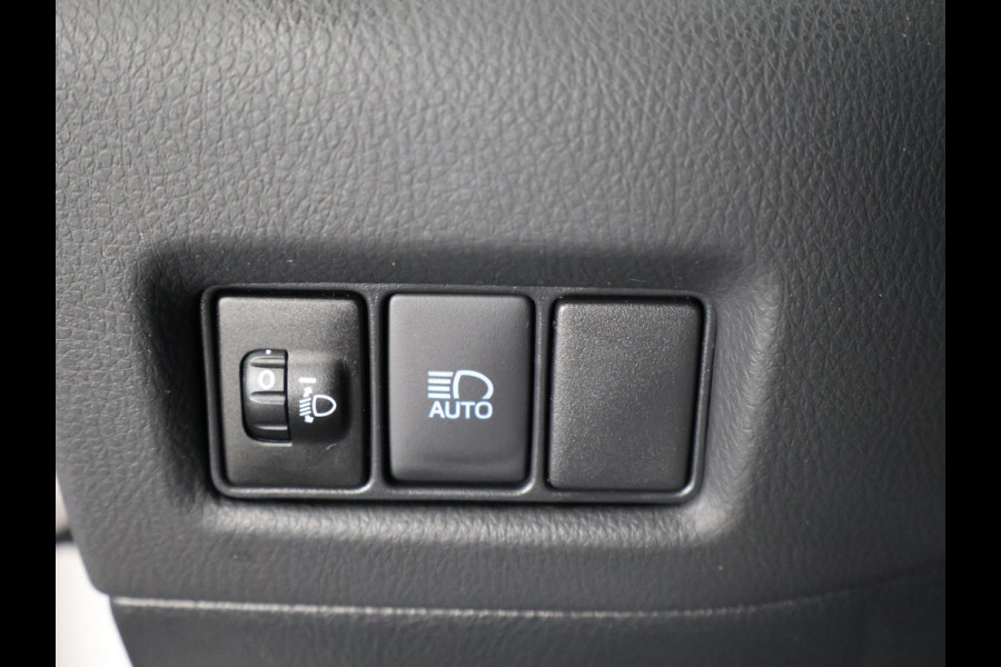 Toyota C-HR 1.8 HYBRIDE STYLE LUXERY NAVI LEDER GARANTIE 2032 PDC V+A. BLIND SPOT MONITOR. STOELVERWARMING