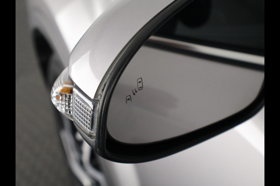 Toyota C-HR 1.8 HYBRIDE STYLE LUXERY NAVI LEDER GARANTIE 2032 PDC V+A. BLIND SPOT MONITOR. STOELVERWARMING