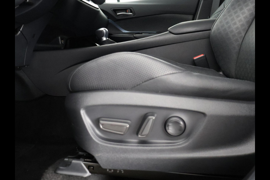 Toyota C-HR 1.8 HYBRIDE STYLE LUXERY NAVI LEDER GARANTIE 2032 PDC V+A. BLIND SPOT MONITOR. STOELVERWARMING