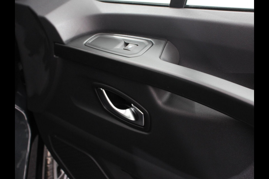 Renault Trafic 2.0 Blue dC1 150 EDC T29 L2H1 Extra Dubbele Cabine Navigatie Airco Lichtmetalen velgen Betimmering Trekhaak Camera Parkeer sensoren Dab