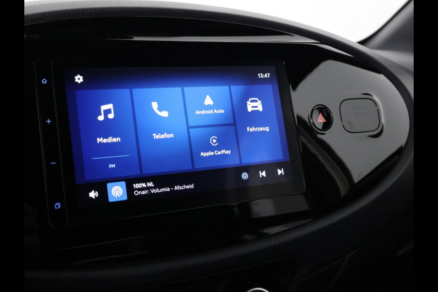 Toyota Aygo X 1.0 VVT-i MT Pulse GARANTIE TOT 03-2035! . STOELVERWARMING . APPLECARPLAY & ANDRIOD AUTO . ACHTERUITRIJ CAMERA .