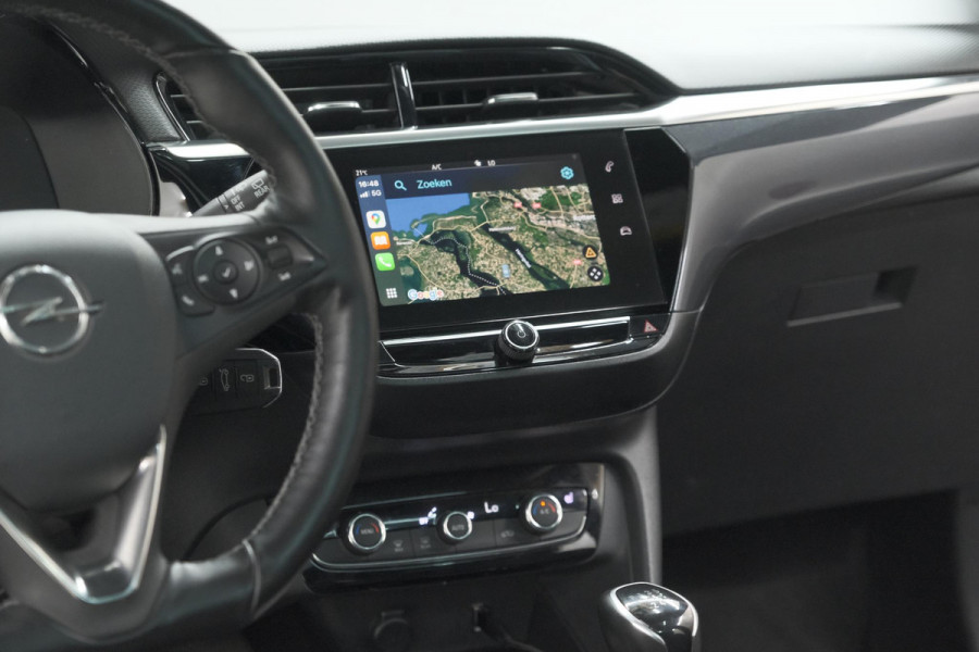 Opel Corsa 1.2 Turbo 100 Ultimate | Panoramadak | Camera | Dodehoekdetectie | Apple Carplay