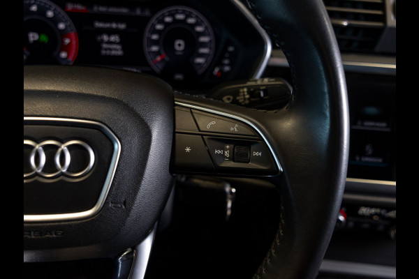Audi Q3 35 TFSI 2x S-Line / 150pk / Achteruitrij camera / Stoelverwarming / Dodehoek assistent /