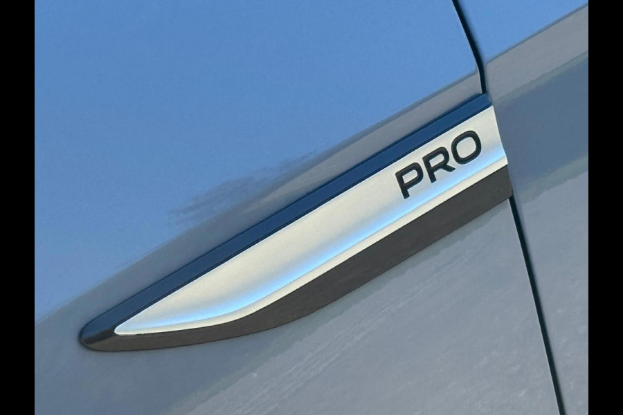 Volkswagen ID.4 Pro 77 kWh, achteruitrijcamera, stoel-stuurverwarming, 20 inch,vele opties, 1 e eigenaar, NL auto met nap