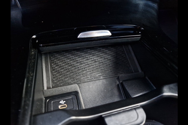 Mercedes-Benz A-Klasse 250 4MATIC AMG Facelift /Led /Pano /Deald ond.