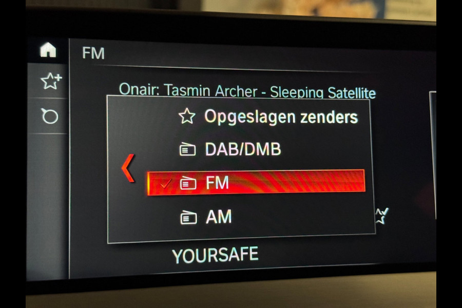 BMW X3 XDrive20i M-SPORT | PANO | LEDER | NAP | VOL!