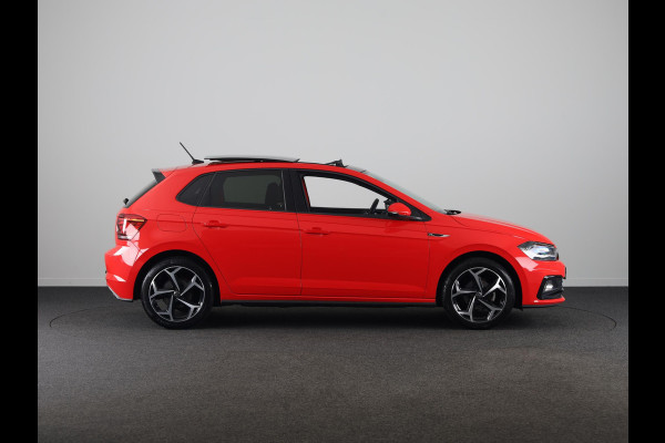 Volkswagen Polo 1.0 TSI Highline R-Line 95 pk | Navigatie | Panoramadak | Parkeersensoren | LED koplampen | Stoelverwarming | R-Line |