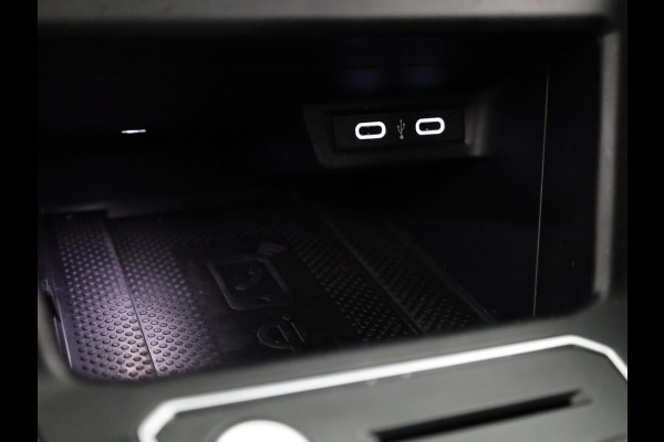 Volkswagen Polo 1.0 TSI Highline R-Line 95 pk | Navigatie | Panoramadak | Parkeersensoren | LED koplampen | Stoelverwarming | R-Line |