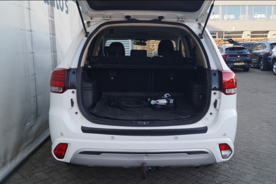 Mitsubishi Outlander 2.4 PHEV Automaat Pure -ECC-PDC-TREKHAAK-