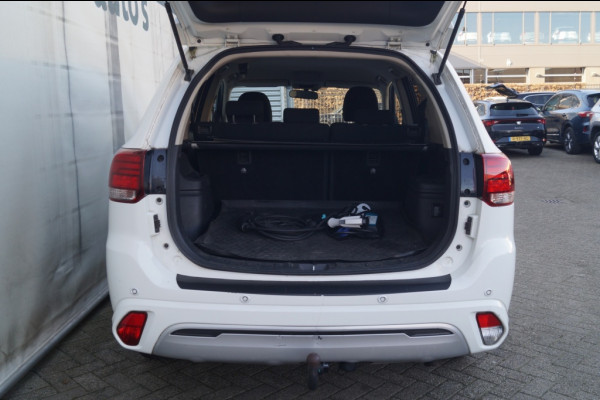 Mitsubishi Outlander 2.4 PHEV Automaat Pure -ECC-PDC-TREKHAAK-
