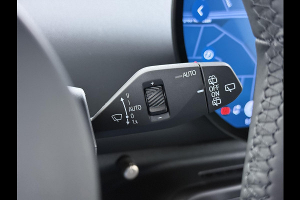 MINI Cooper E Essential XS 40.7 kWh NIEUWE AUTO | HEAD-UP DISPLAY | CAMERA | STOELVERWARMING  | ORIGINEEL NL AUTO | FABRIEKSGARANTIE TM 2029 |