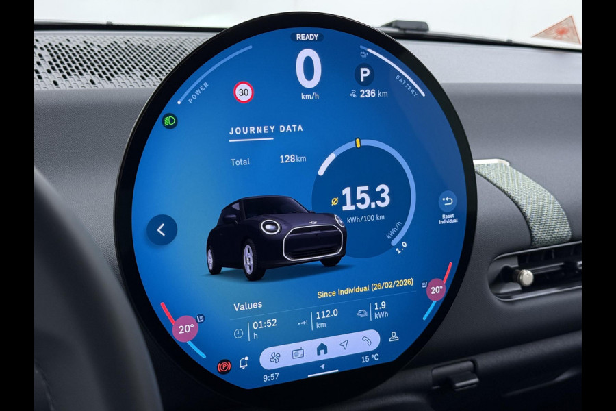 MINI Cooper E Essential XS 40.7 kWh NIEUWE AUTO | HEAD-UP DISPLAY | CAMERA | STOELVERWARMING  | ORIGINEEL NL AUTO | FABRIEKSGARANTIE TM 2029 |