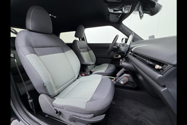 MINI Cooper E Essential XS 40.7 kWh NIEUWE AUTO | HEAD-UP DISPLAY | CAMERA | STOELVERWARMING  | ORIGINEEL NL AUTO | FABRIEKSGARANTIE TM 2029 |