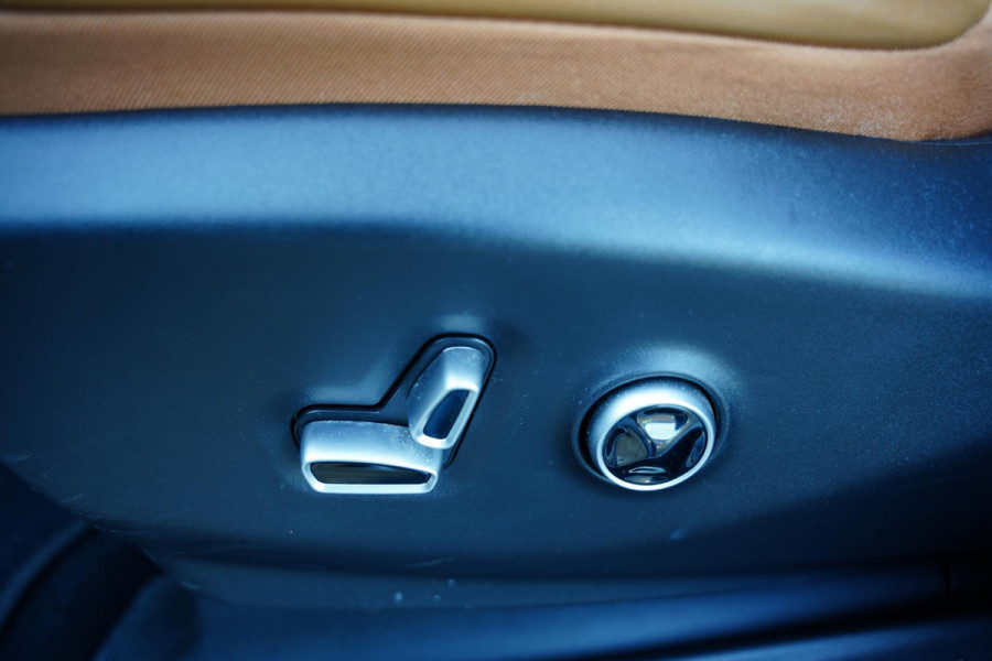 Chrysler Pacifica 3.6 V6 Hybrid / 7 Persoons / Multimedia