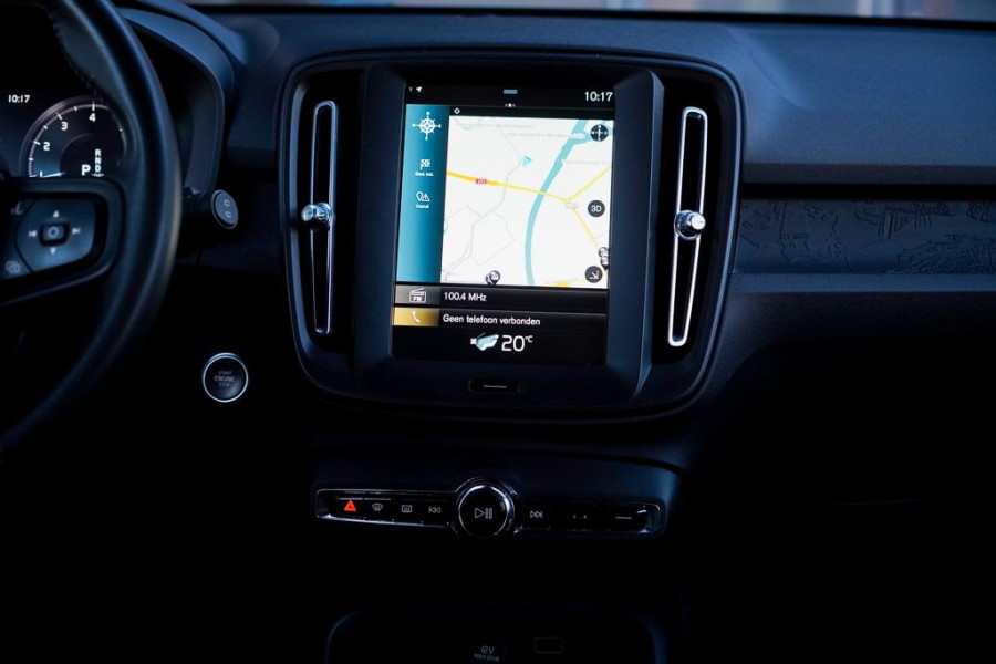 Volvo XC40 1.5 T2 Business Pro / Aut / Adaptive Cruise / Trekhaak / Incl BTW