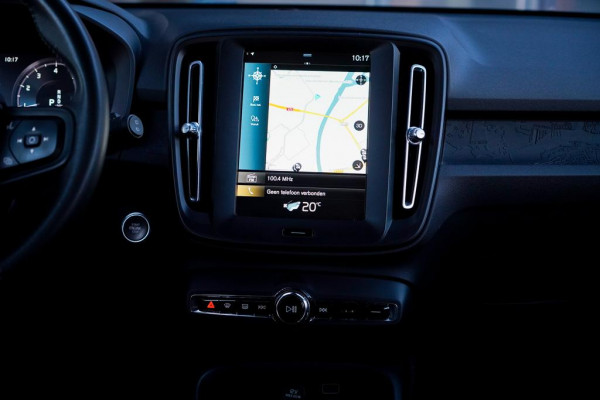 Volvo XC40 1.5 T2 Business Pro / Aut / Adaptive Cruise / Trekhaak / Incl BTW