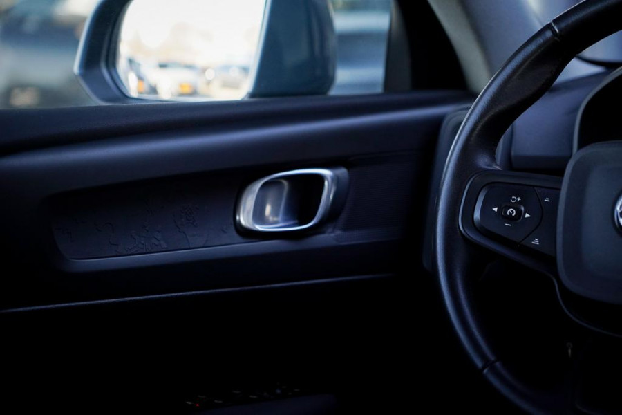 Volvo XC40 1.5 T2 Business Pro / Aut / Adaptive Cruise / Trekhaak / Incl BTW