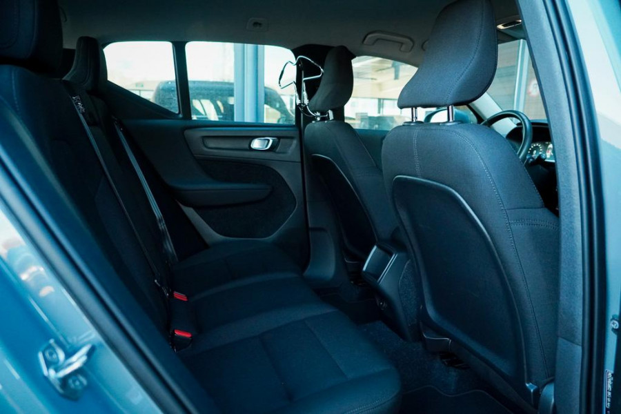 Volvo XC40 1.5 T2 Business Pro / Aut / Adaptive Cruise / Trekhaak / Incl BTW