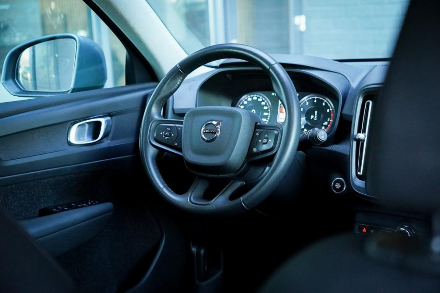 Volvo XC40 1.5 T2 Business Pro / Aut / Adaptive Cruise / Trekhaak / Incl BTW