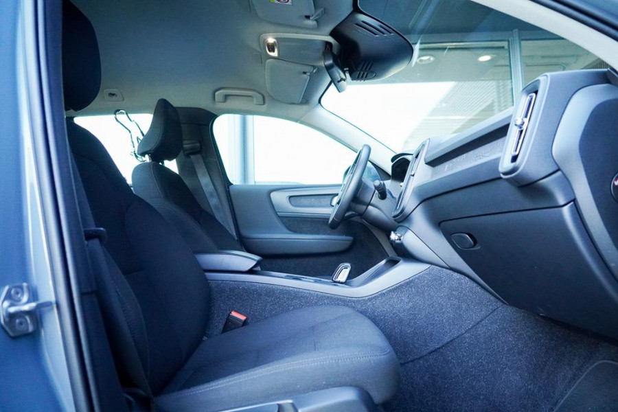 Volvo XC40 1.5 T2 Business Pro / Aut / Adaptive Cruise / Trekhaak / Incl BTW