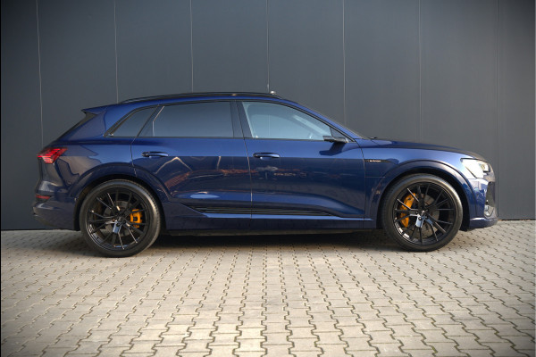Audi e-tron e-tron 55 quattro advanced Pro Line S 95 kWh S-Line | Panoramadak | Bang & Olufsen | Stoelverwarming | Head-Up Display | 360 Camera | Matrix LED | Luchtvering | Memory Seat | Keyless | Elektrisch Verstelbare Stoelen | B&O