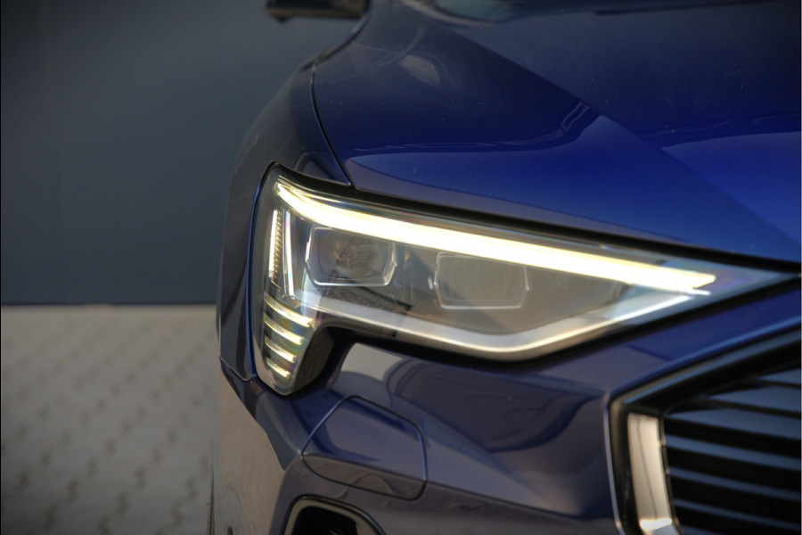 Audi e-tron e-tron 55 quattro advanced Pro Line S 95 kWh S-Line | Panoramadak | Bang & Olufsen | Stoelverwarming | Head-Up Display | 360 Camera | Matrix LED | Luchtvering | Memory Seat | Keyless | Elektrisch Verstelbare Stoelen | B&O