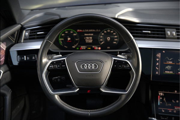 Audi e-tron e-tron 55 quattro advanced Pro Line S 95 kWh S-Line | Panoramadak | Bang & Olufsen | Stoelverwarming | Head-Up Display | 360 Camera | Matrix LED | Luchtvering | Memory Seat | Keyless | Elektrisch Verstelbare Stoelen | B&O