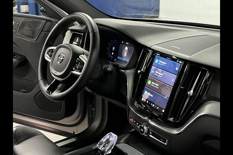 Volvo XC60 2.0 T6 Plug-in hybrid AWD Plus Dark Adapt. Cruise | Open dak | 360 camera | Harman Kardon | Stuur-/stoelverwarming | Memory