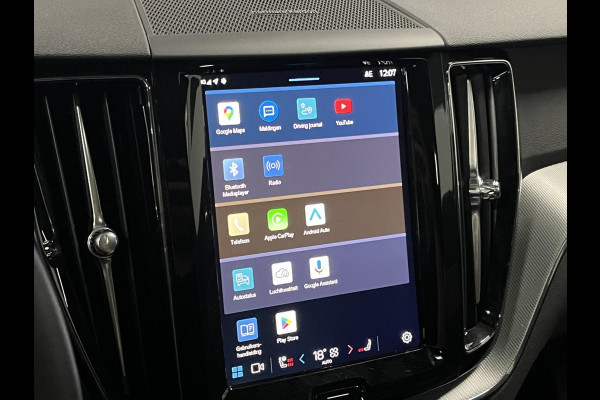 Volvo XC60 2.0 T6 Plug-in hybrid AWD Plus Dark Adapt. Cruise | Open dak | 360 camera | Harman Kardon | Stuur-/stoelverwarming | Memory