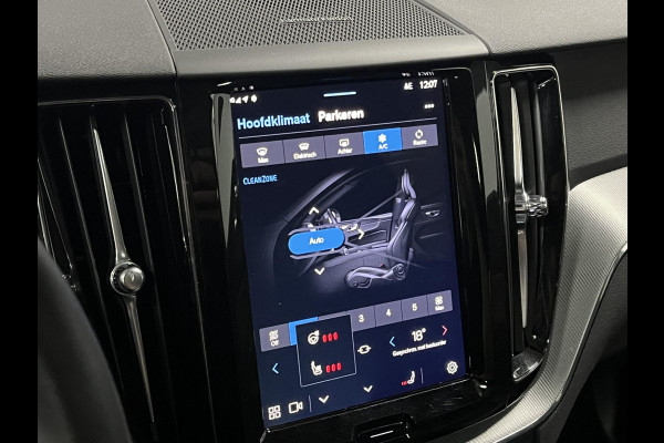 Volvo XC60 2.0 T6 Plug-in hybrid AWD Plus Dark Adapt. Cruise | Open dak | 360 camera | Harman Kardon | Stuur-/stoelverwarming | Memory