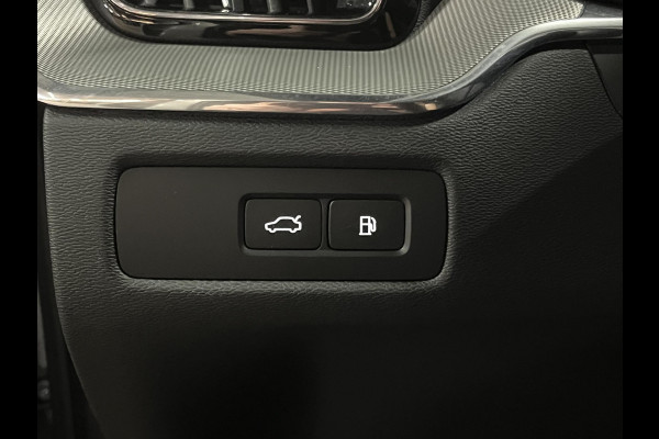 Volvo XC60 2.0 T6 Plug-in hybrid AWD Plus Dark Adapt. Cruise | Open dak | 360 camera | Harman Kardon | Stuur-/stoelverwarming | Memory