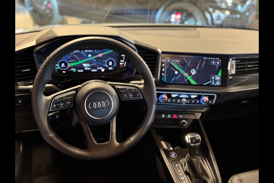 Audi A1 Sportback 25 TFSI S-line / Camera / Carplay / Keyless / Cruise / Stoelverwarming / DAB