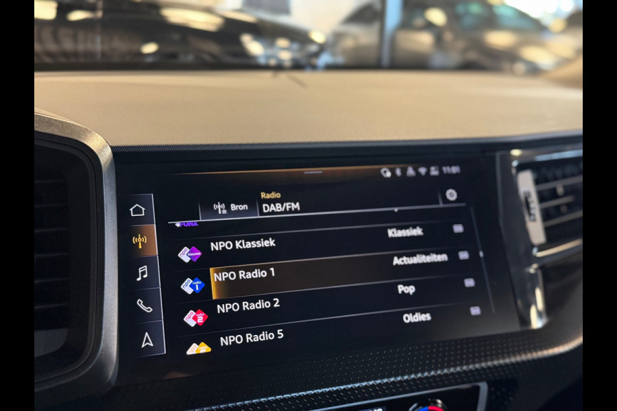 Audi A1 Sportback 25 TFSI S-line / Camera / Carplay / Keyless / Cruise / Stoelverwarming / DAB