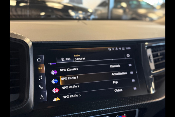 Audi A1 Sportback 25 TFSI S-line / Camera / Carplay / Keyless / Cruise / Stoelverwarming / DAB
