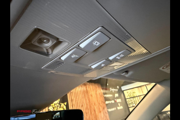 Volkswagen Tiguan Volkswagen TIGUAN 2.0 Diesel/Massage stoelen/Carplay/360Camera/HUD