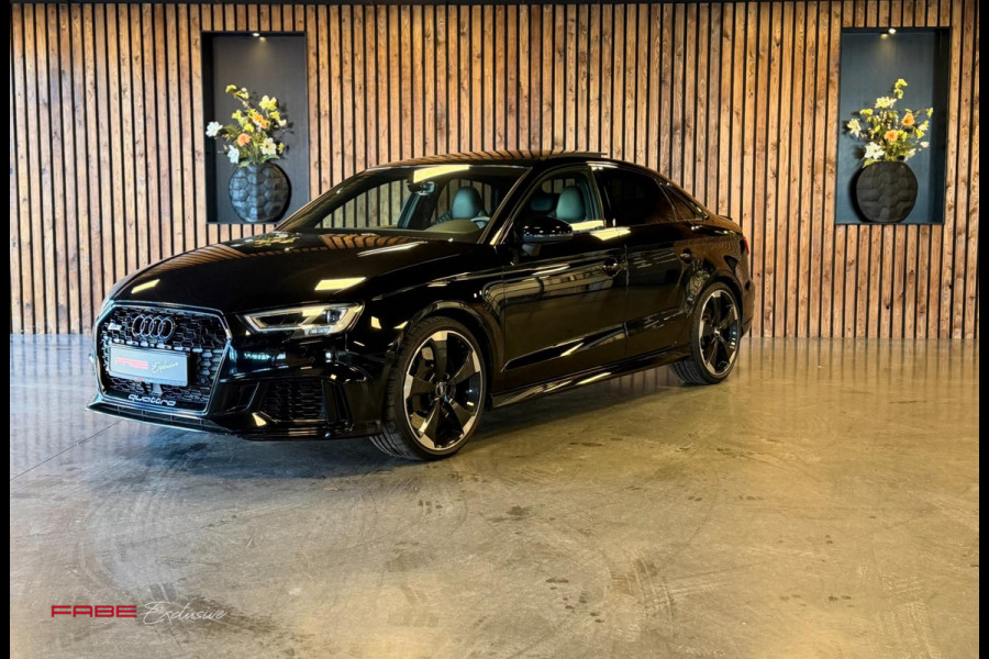 Audi A3 Limousine 2.5 TFSI RS 3 quattro/Panorama/Camera/Cobra Stoelen/Lane assist/adaptive cr.