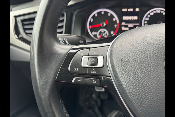 Volkswagen Polo 1.0 TSI Comfortline Apple carplay Navi