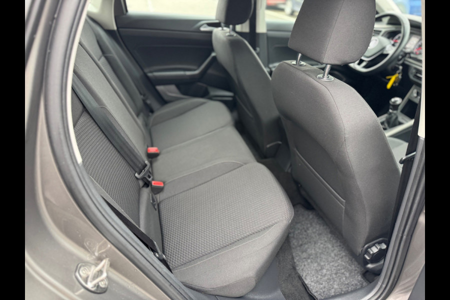 Volkswagen Polo 1.0 TSI Comfortline Apple carplay Navi