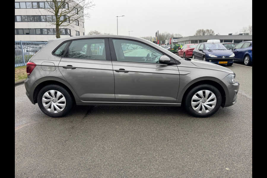 Volkswagen Polo 1.0 TSI Comfortline Apple carplay Navi