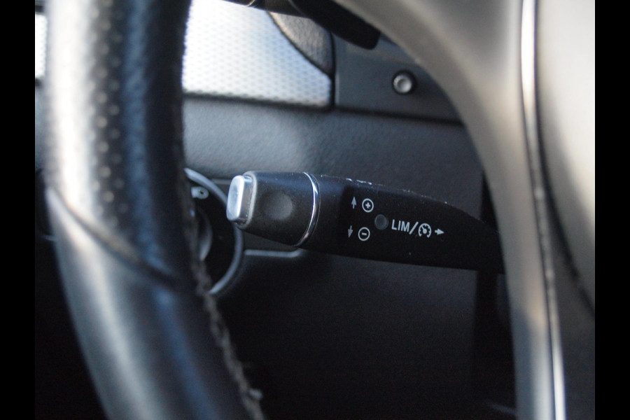 Mercedes-Benz B-Klasse 180 Ambition LED | Automaat | Sports Tourer | Night-pakket | Zwarte hemel bekleding