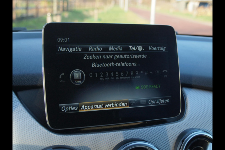 Mercedes-Benz B-Klasse 180 Ambition LED | Automaat | Sports Tourer | Night-pakket | Zwarte hemel bekleding