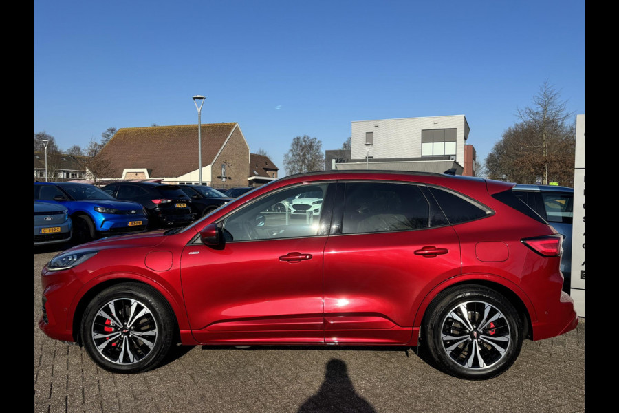 Ford Kuga 2.5 PHEV ST-Line X 225pk | Panoramadak | Winter Pack | Adaptive cruise control | Dodehoeksensoren | 19 inch | Rode remklauwen