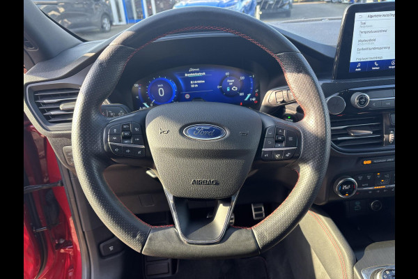 Ford Kuga 2.5 PHEV ST-Line X 225pk | Panoramadak | Winter Pack | Adaptive cruise control | Dodehoeksensoren | 19 inch | Rode remklauwen