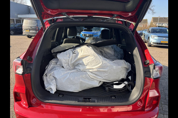 Ford Kuga 2.5 PHEV ST-Line X 225pk | Panoramadak | Winter Pack | Adaptive cruise control | Dodehoeksensoren | 19 inch | Rode remklauwen