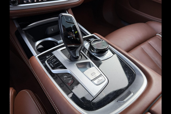 BMW 7 Serie 750i xDrive High Executive M-Sport | Panoramadak | 360* Camera | Bowers & Wilkins | Massage | Head-Up |